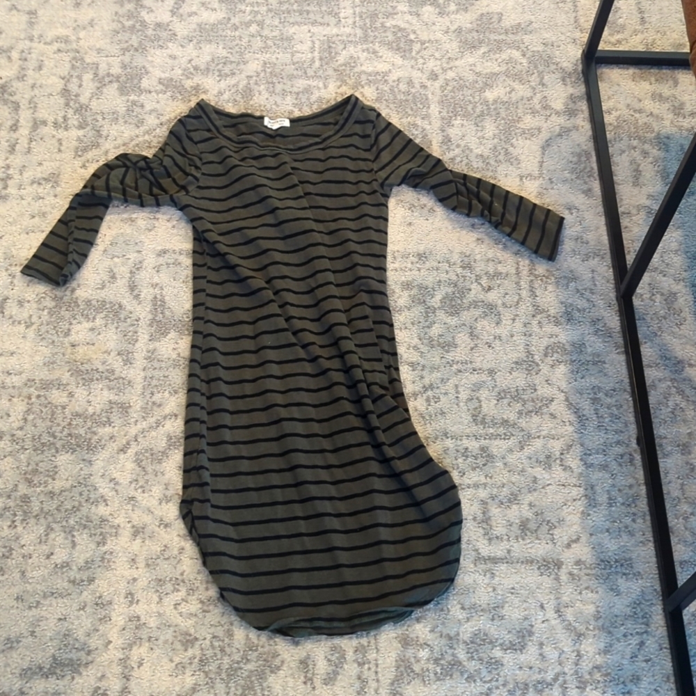 Long sleeve dress with stripes, green and black
